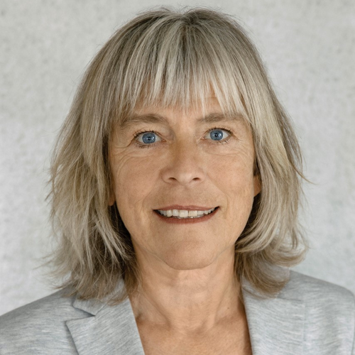 Dr. Gabriela Fleischer
